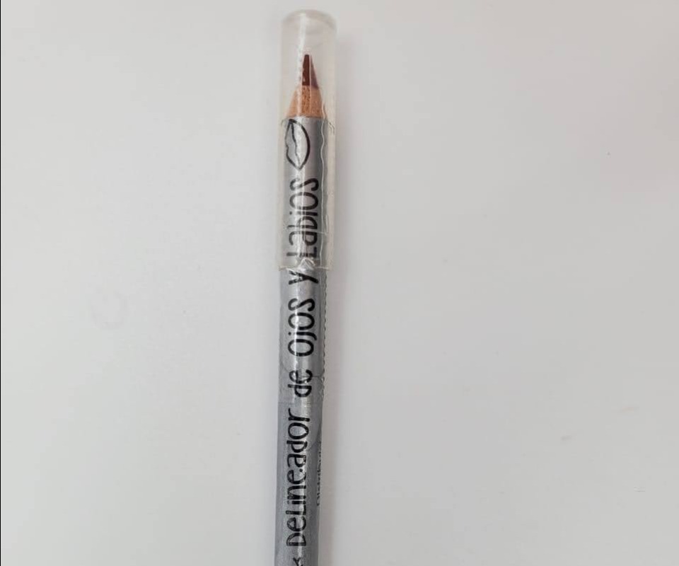 Delineador de Labios y ojos Trendy