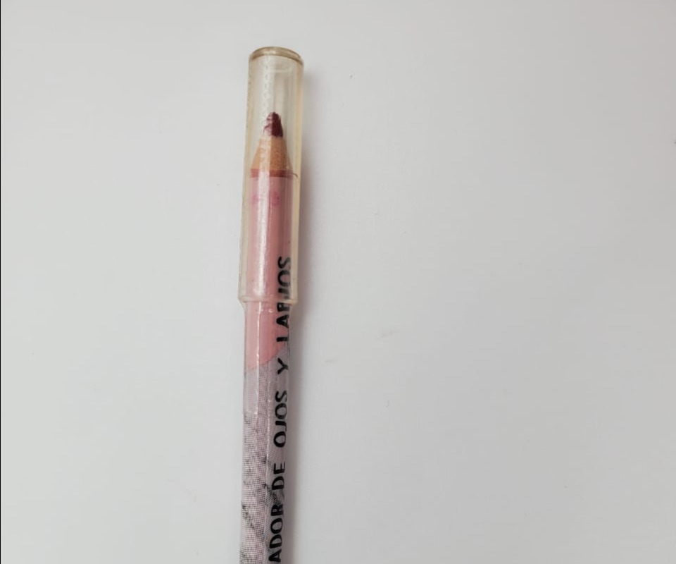 Delineador en lapiz Gel Labios y Ojos Trendy