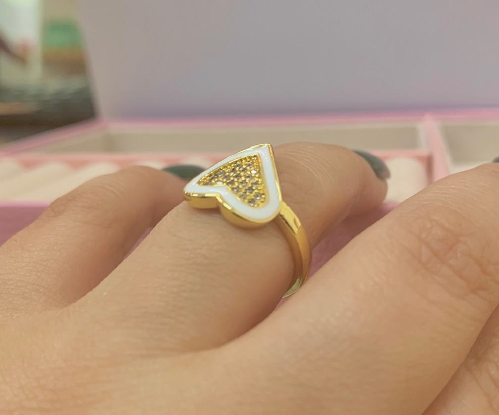 Anillo blanco corazón