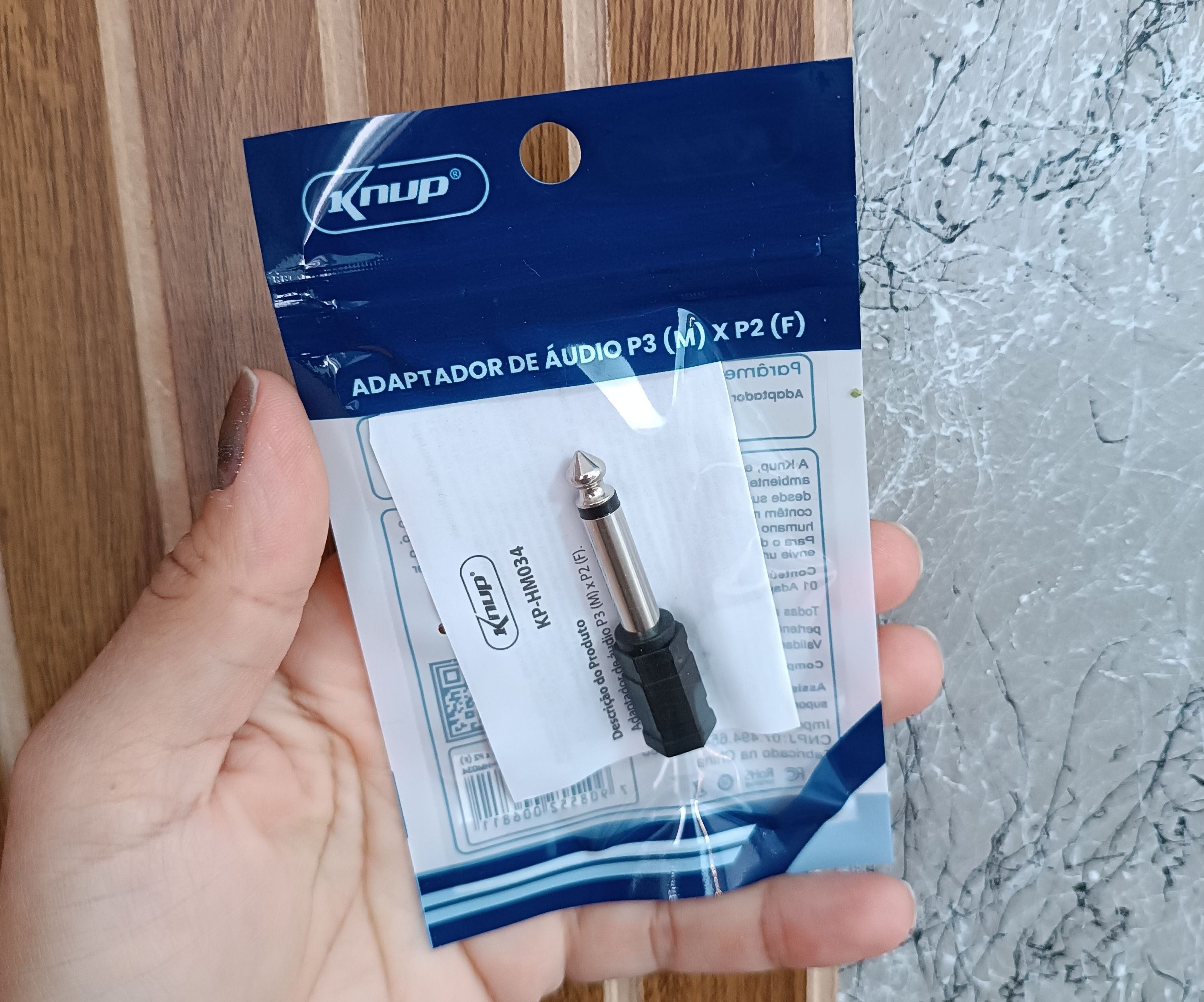 Adaptador P3 (M) x P2 (F)