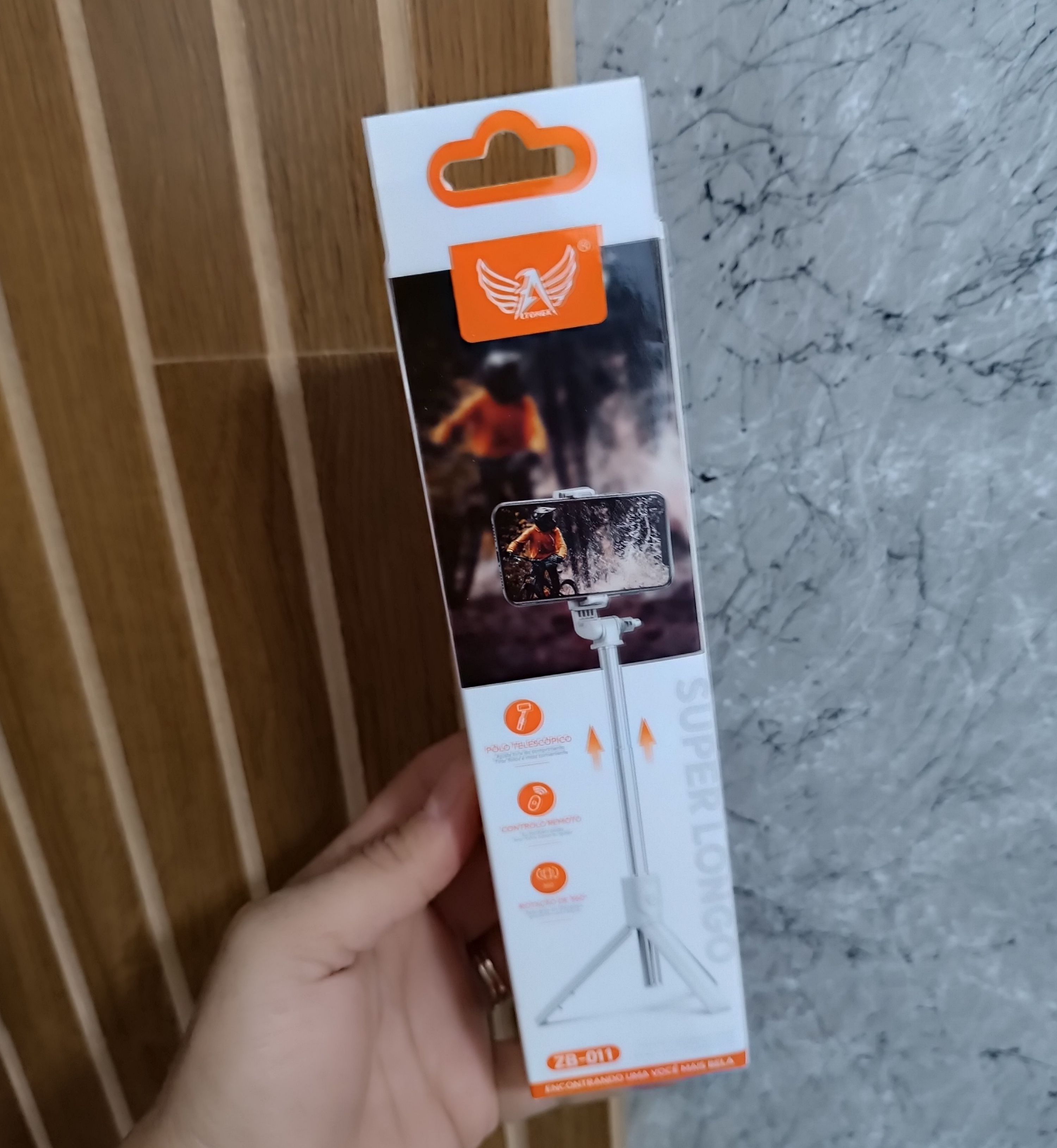 Bastão de selfie com controle