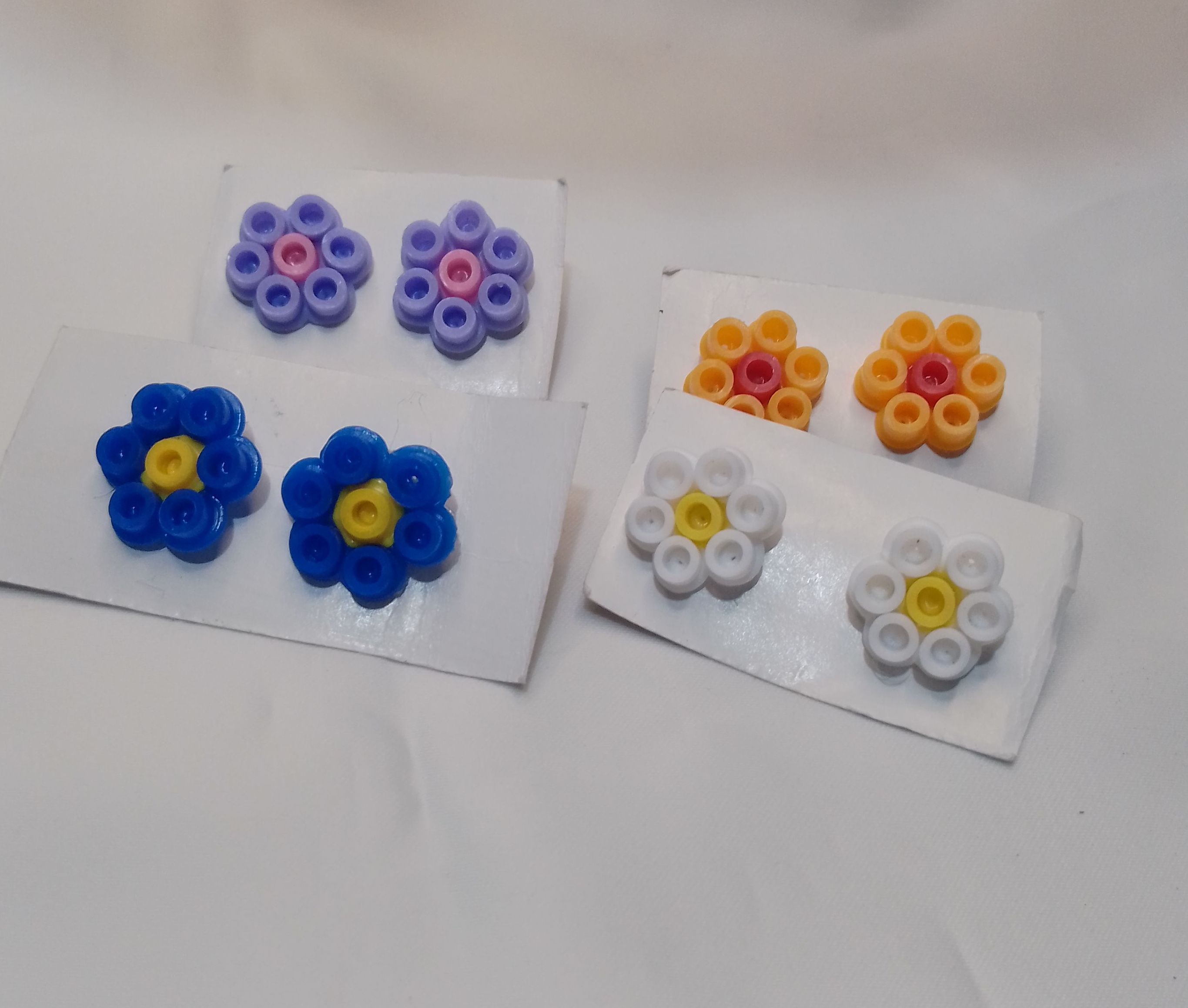 Aretes pin Flor
