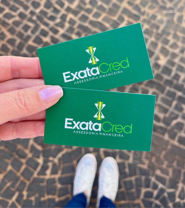 Cartao de Visita com Verniz Localizado