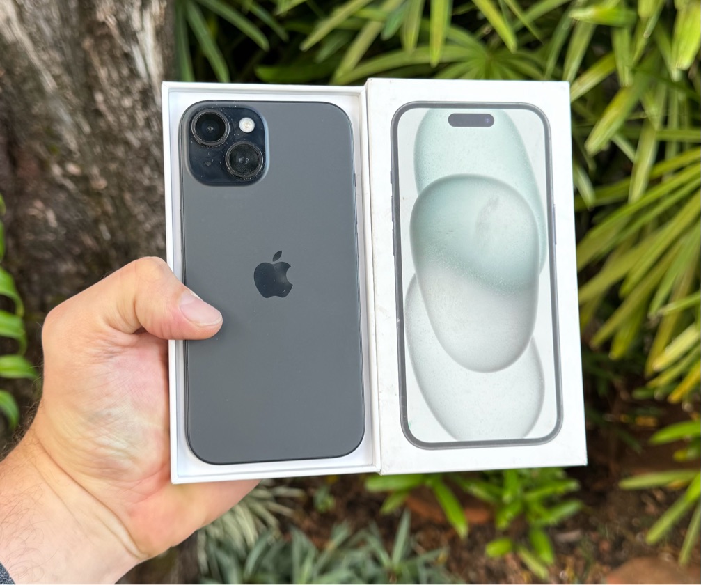 iPhone 15. 256g