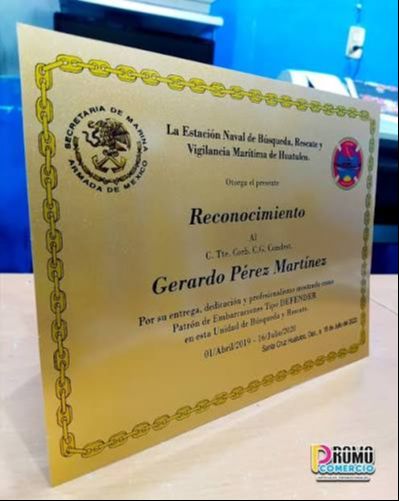 Placa para reconocimiento personalizadas