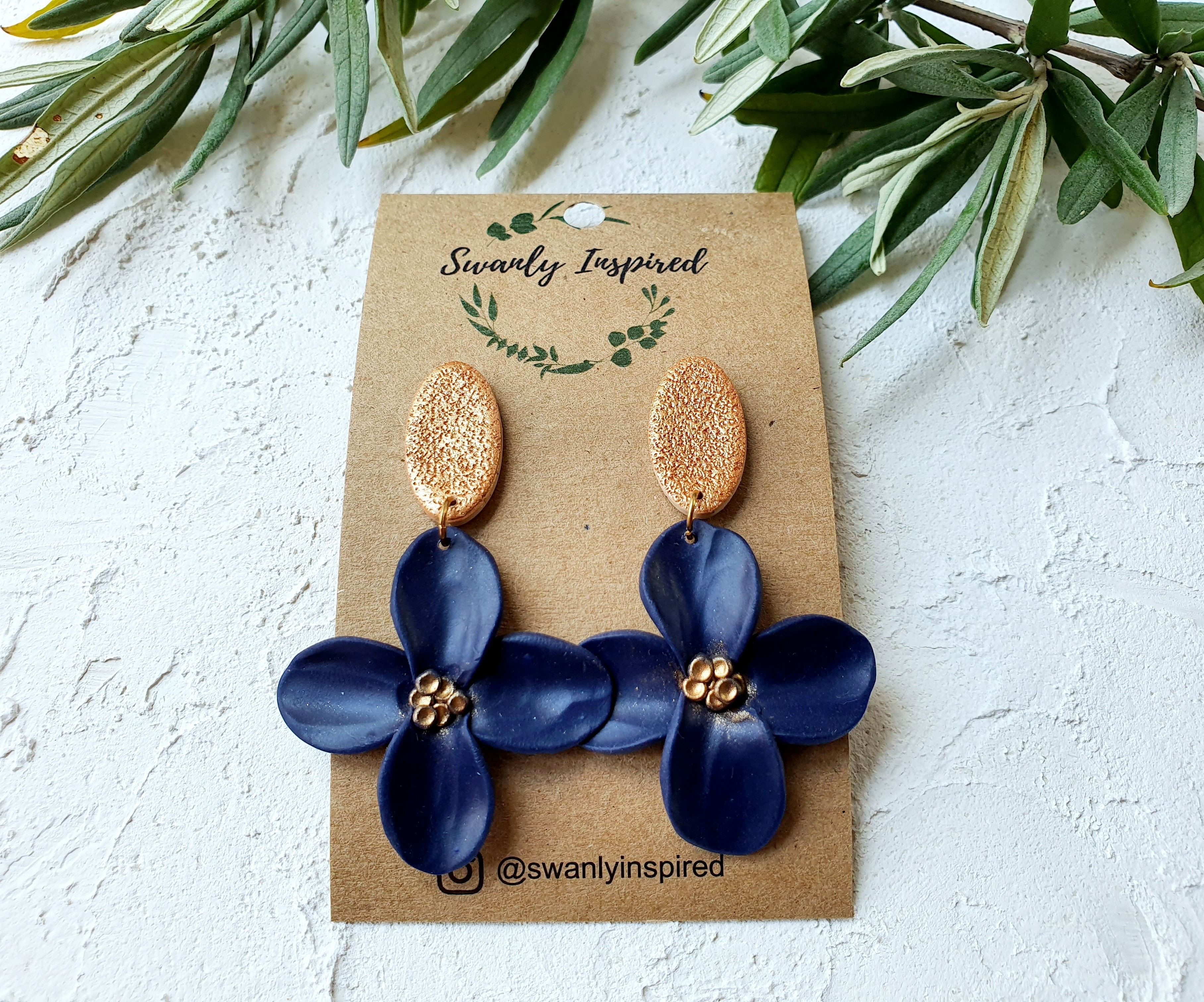 Navy flower, big