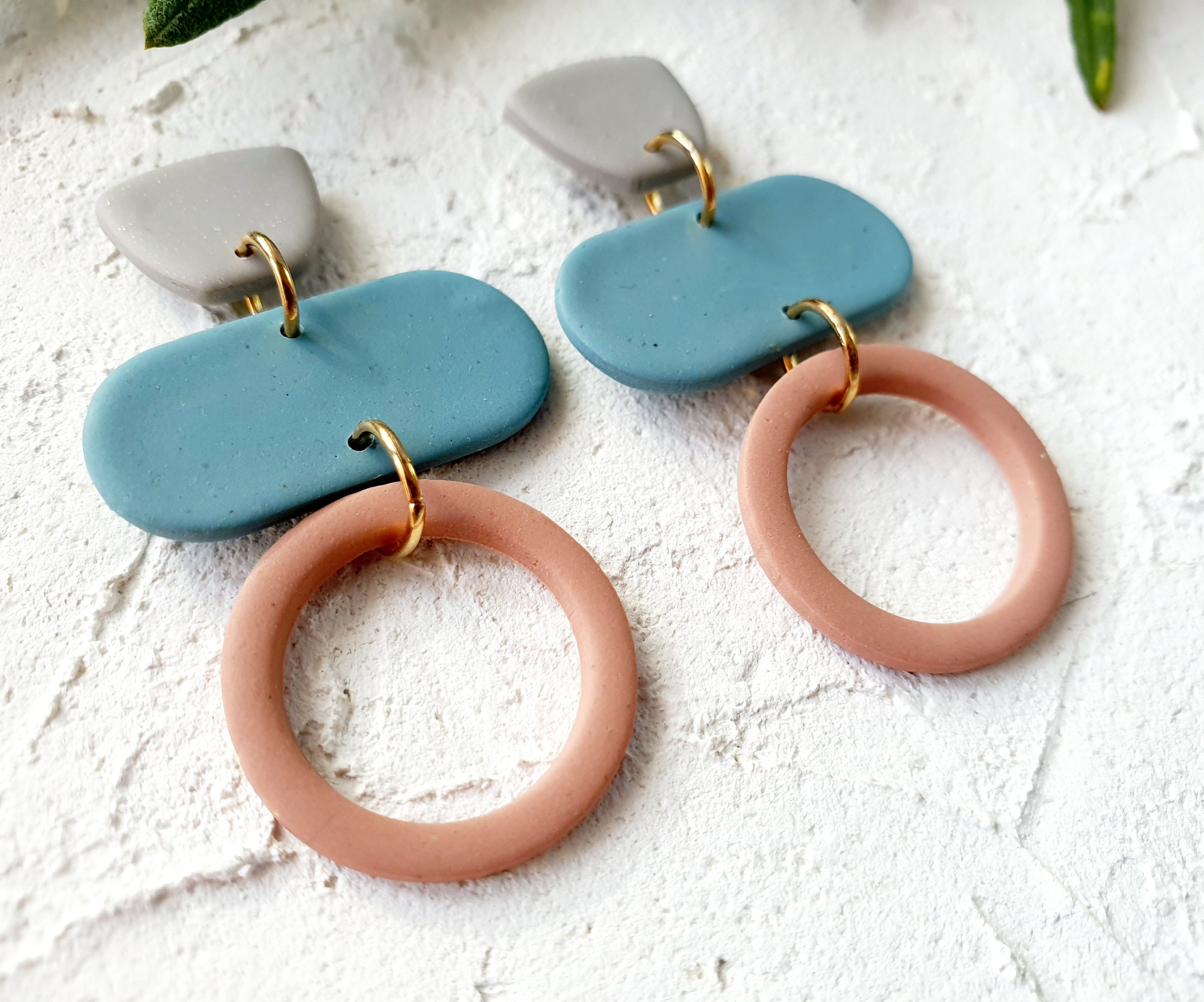 Contemp, grey + blue + peach