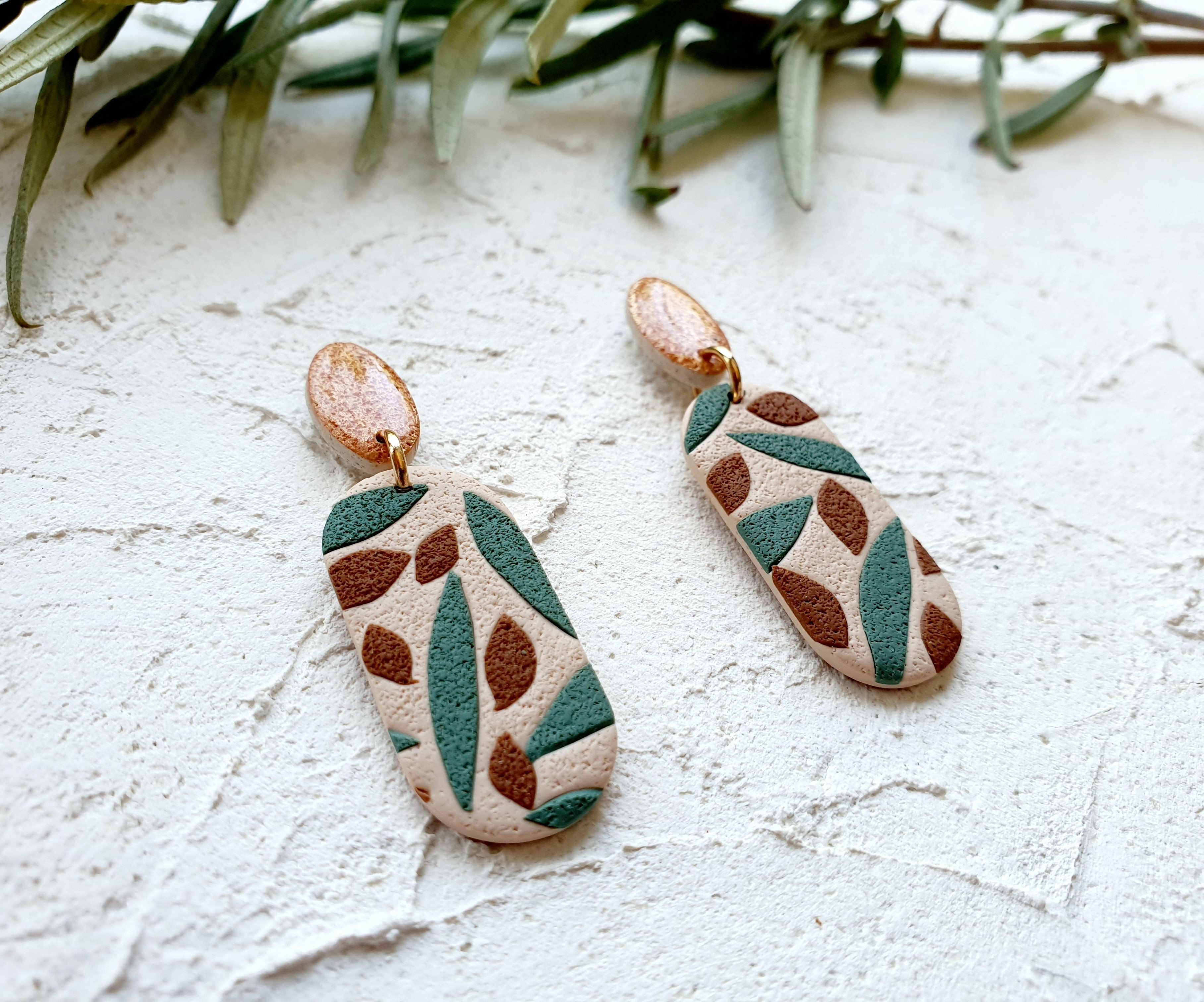 Brown and Green leaves