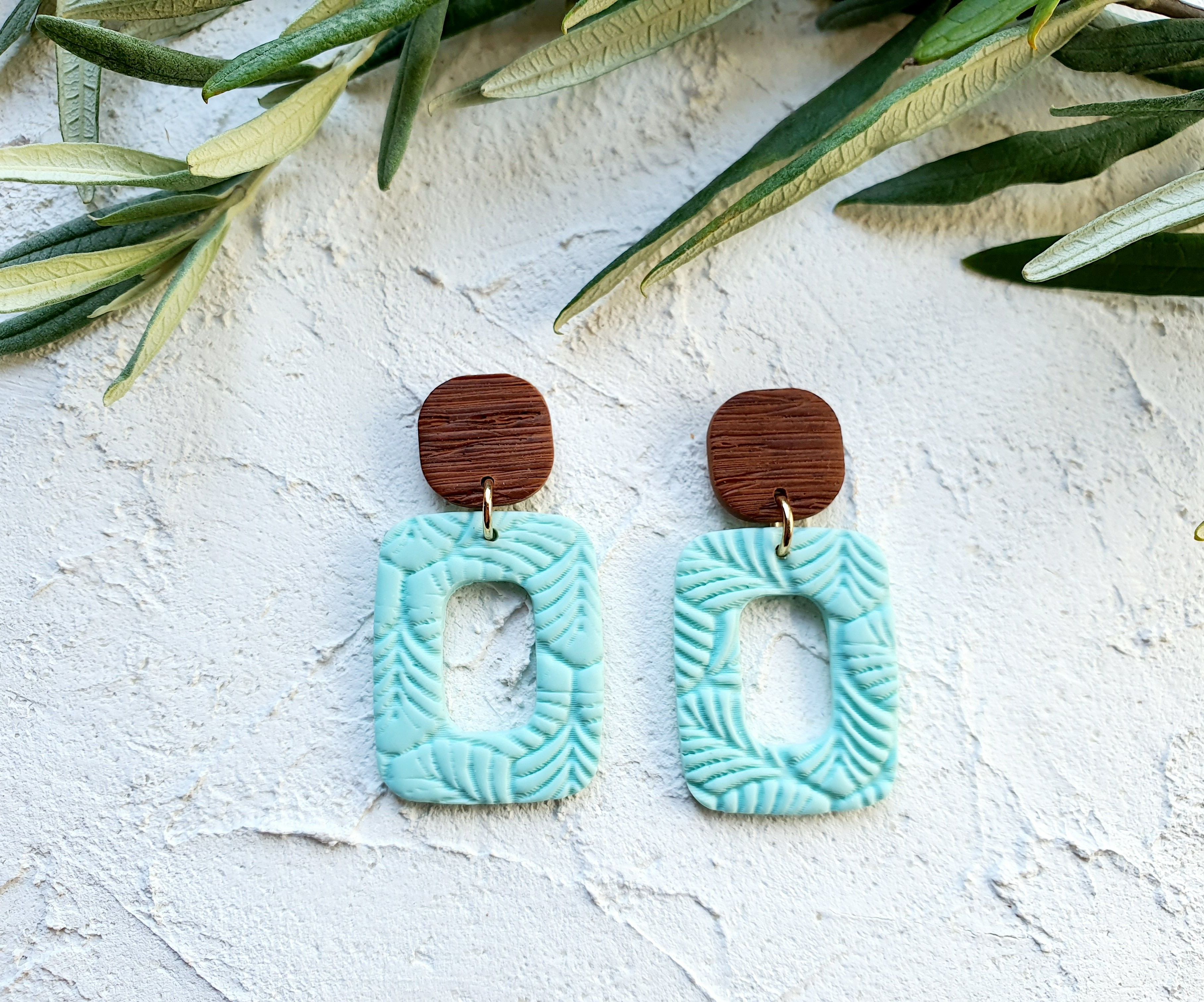 Mint and 'wood', square donut