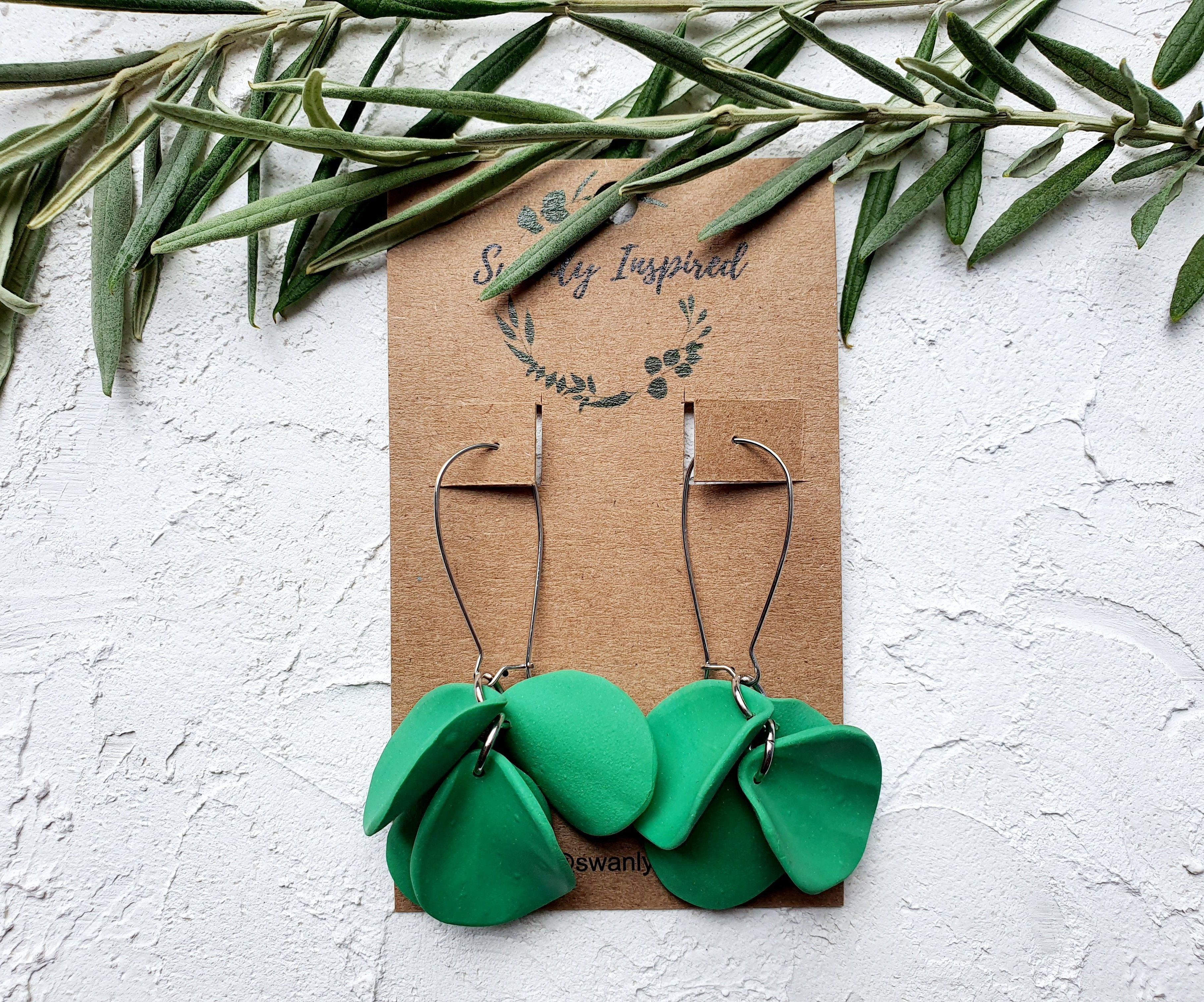 Green petals on large hooks