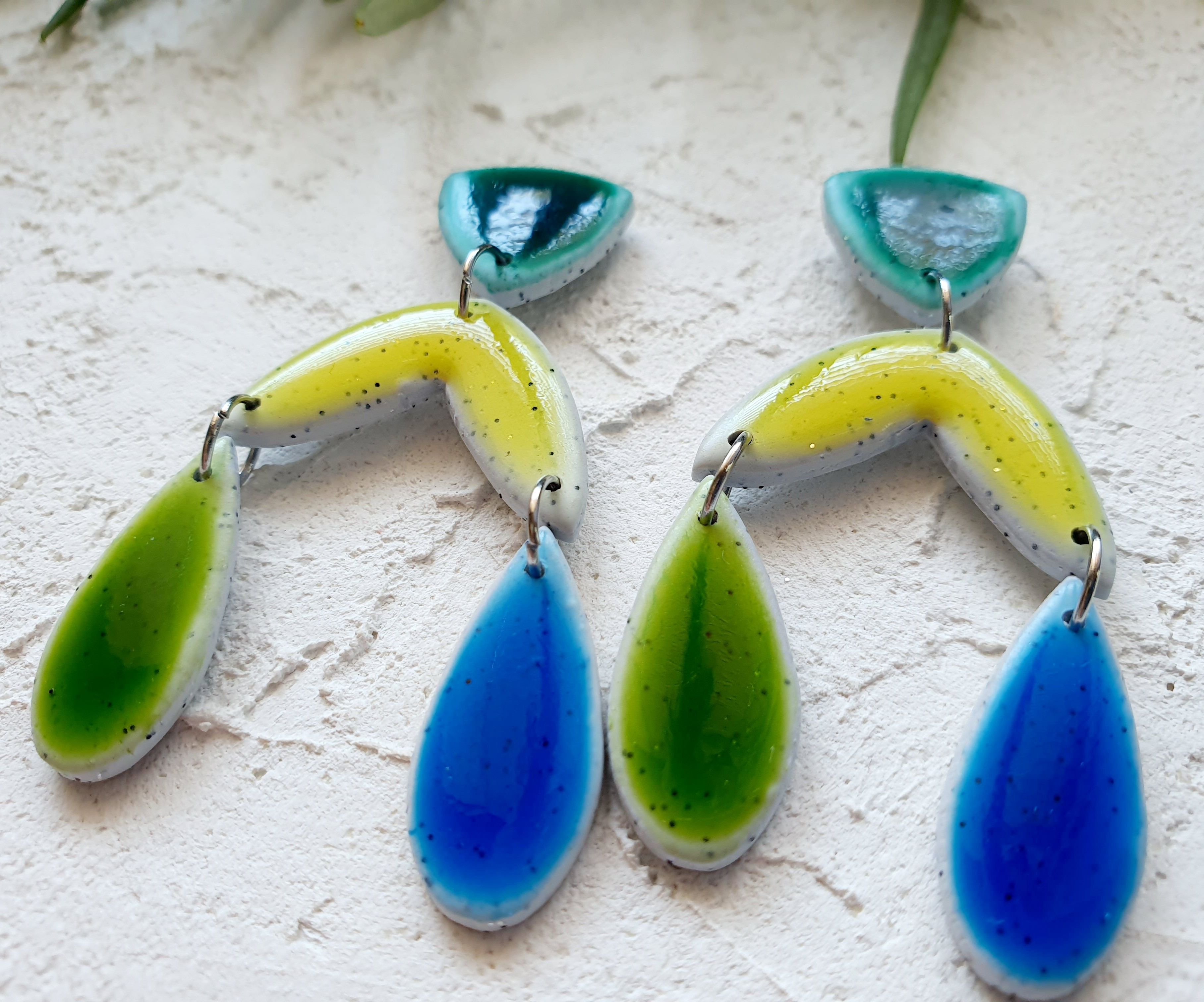 Zesty dangles