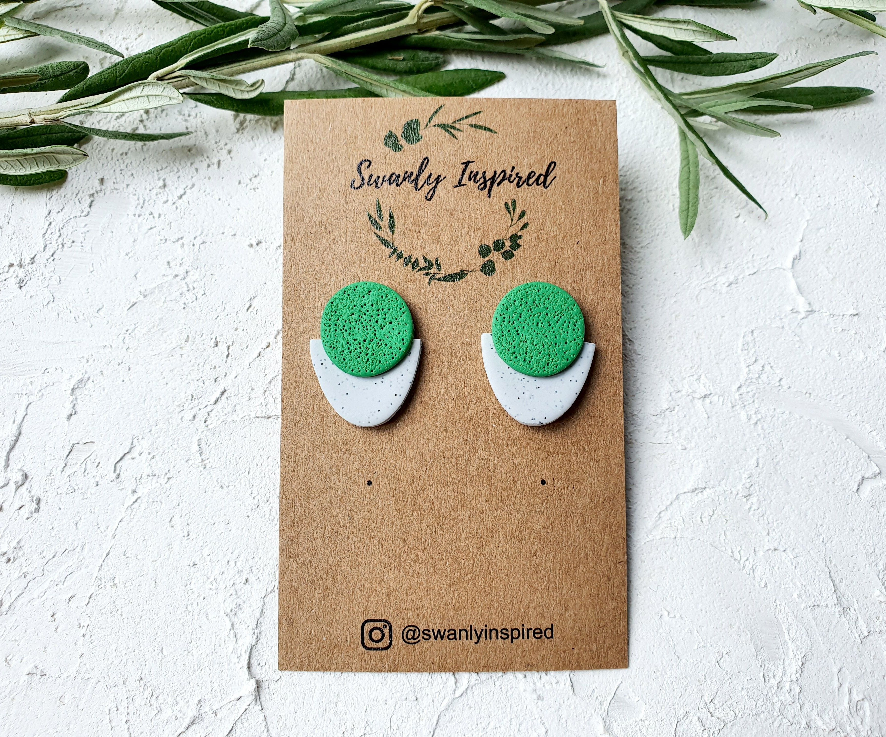 Lola stud, green
