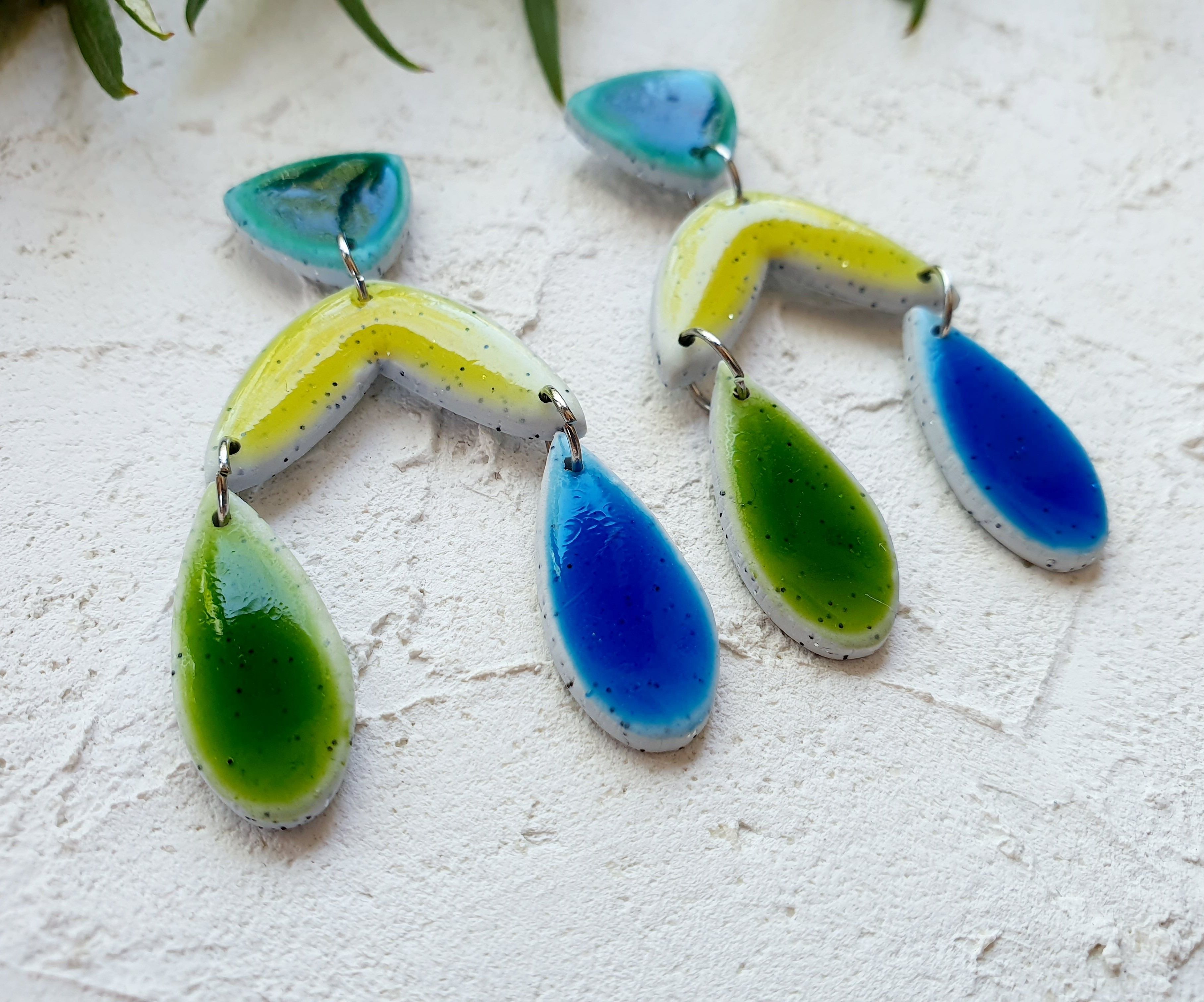 Zesty dangles