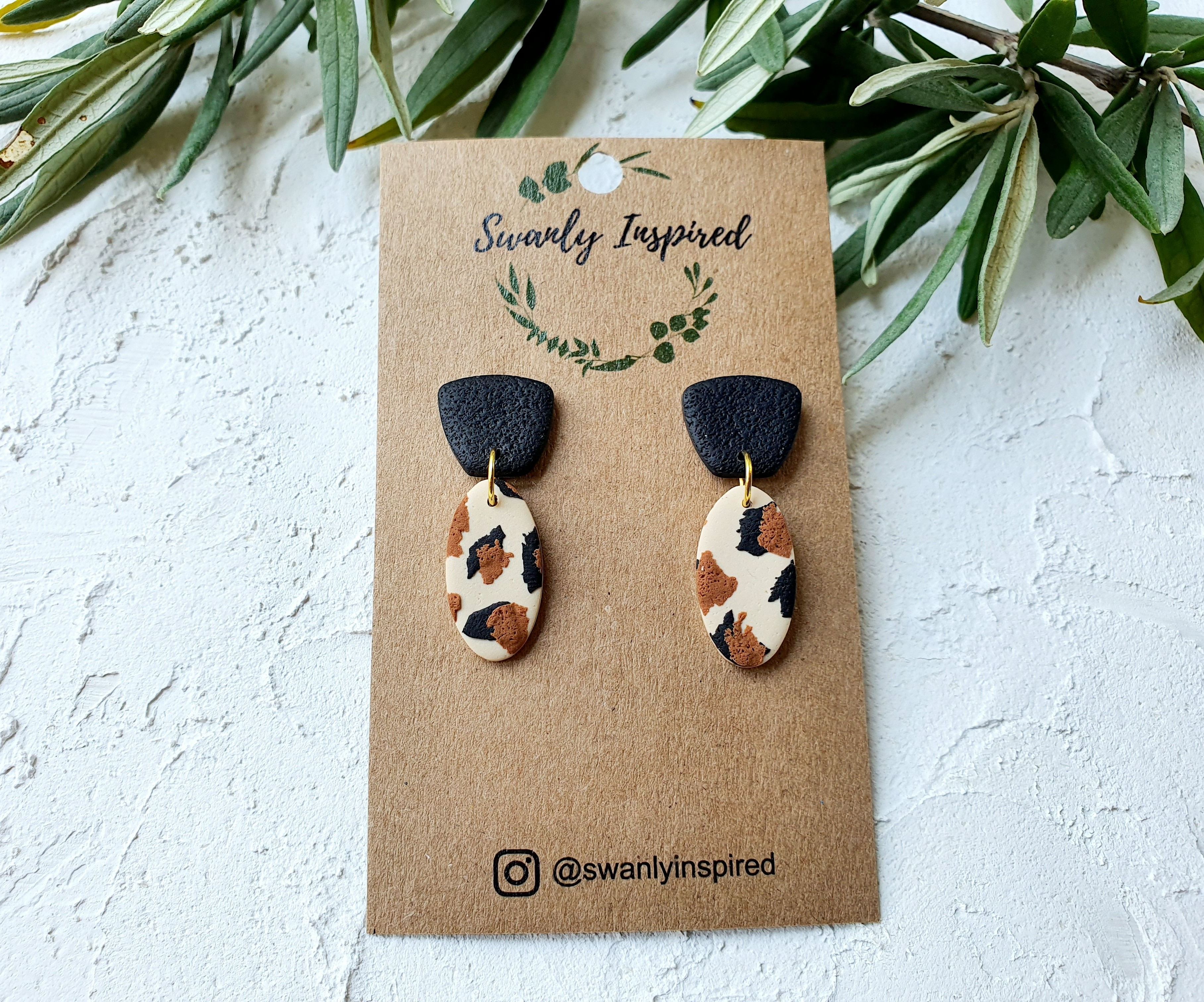 Leopard on small ovals