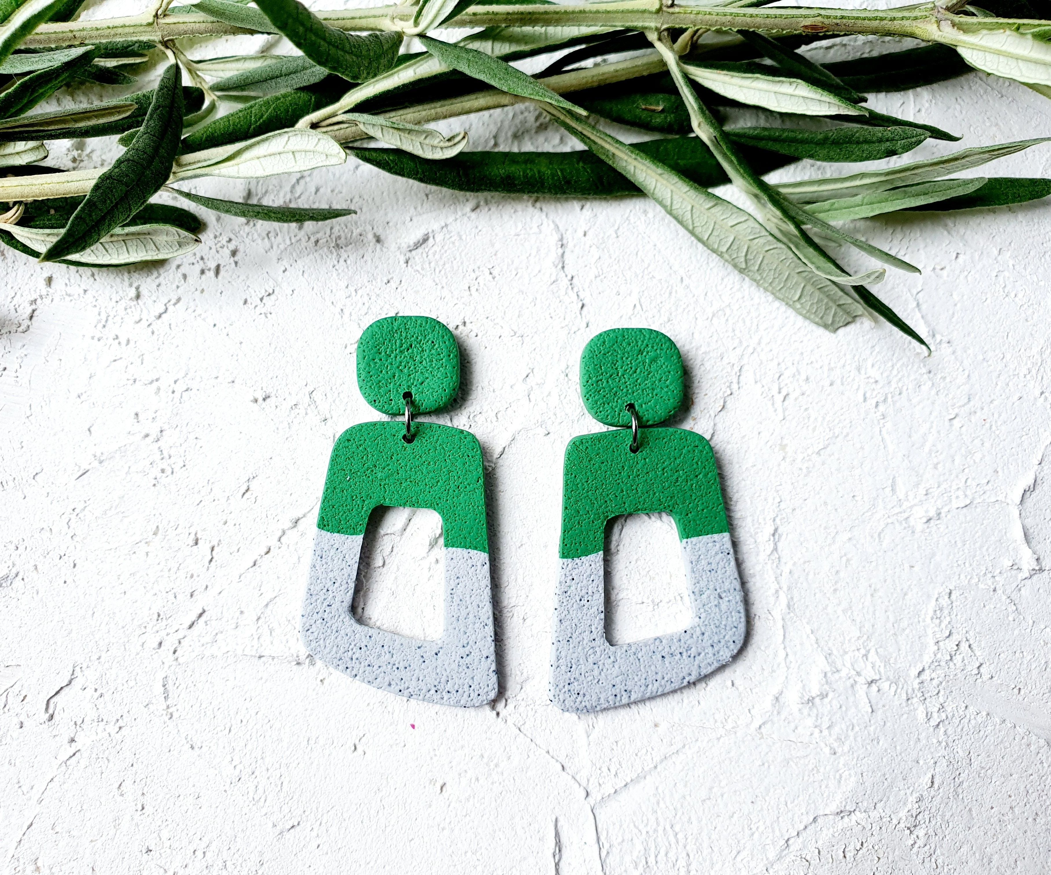 Green + Ash, geo slanted