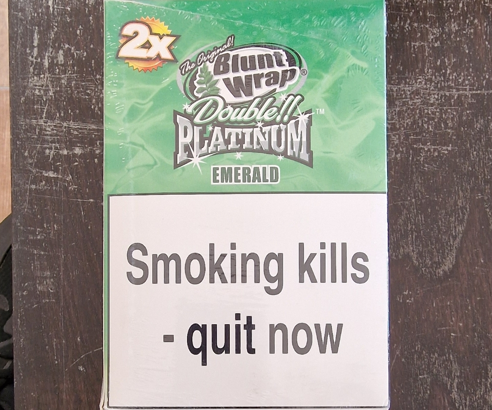 1139) EMERALD BLUNT 25's