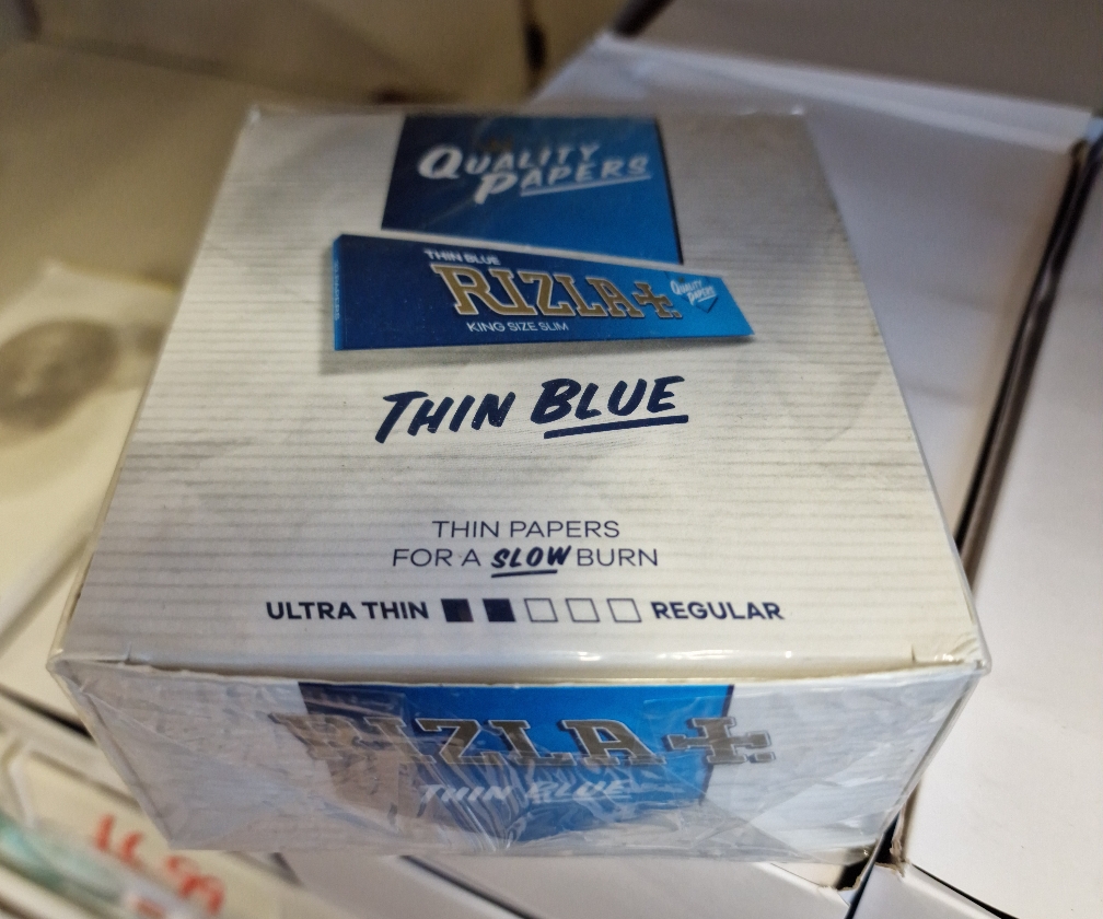 1006) BLUE KING SIZE RIZLA 50's