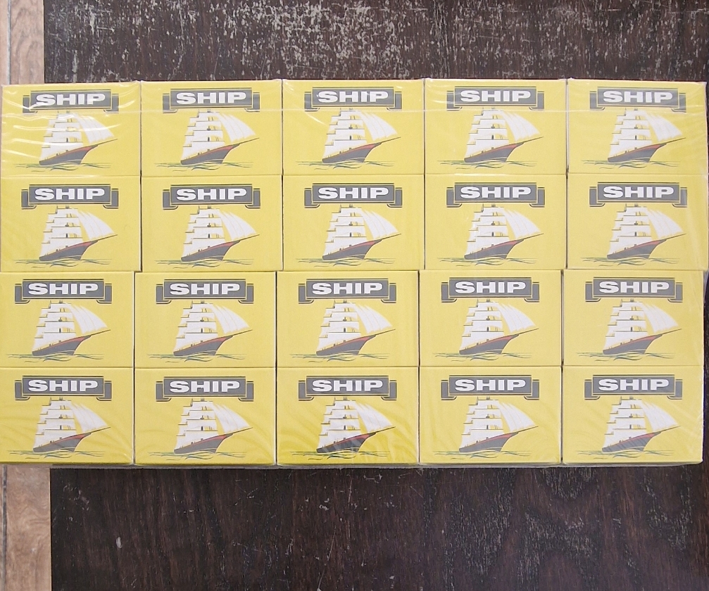 1108) SMALL MATCHES 10 X 10 BOX