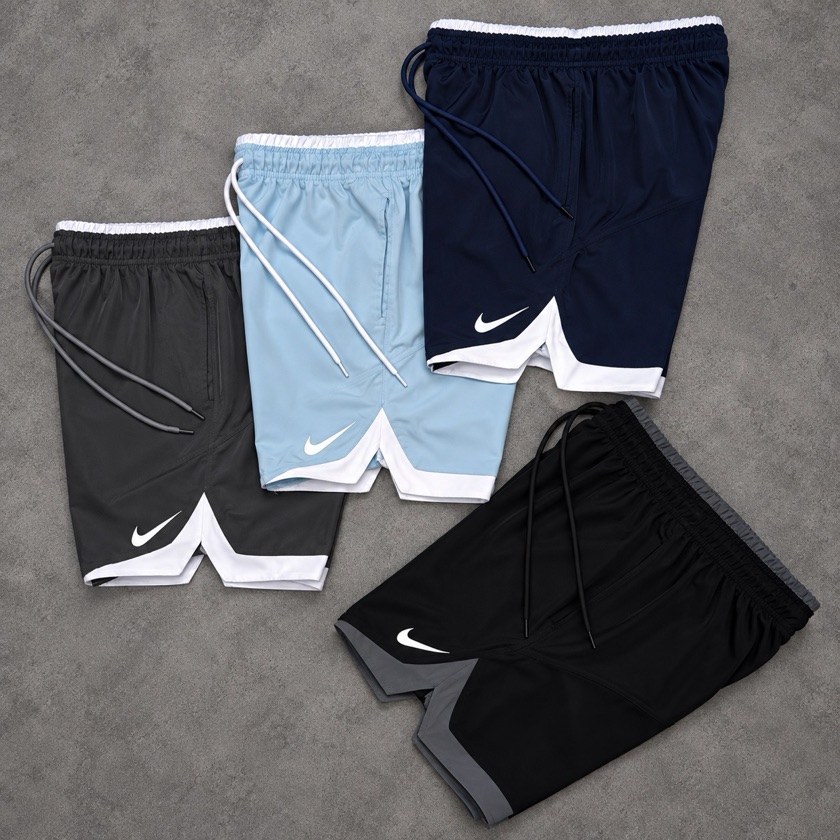 Bermuda Nike Tactel com Elastano