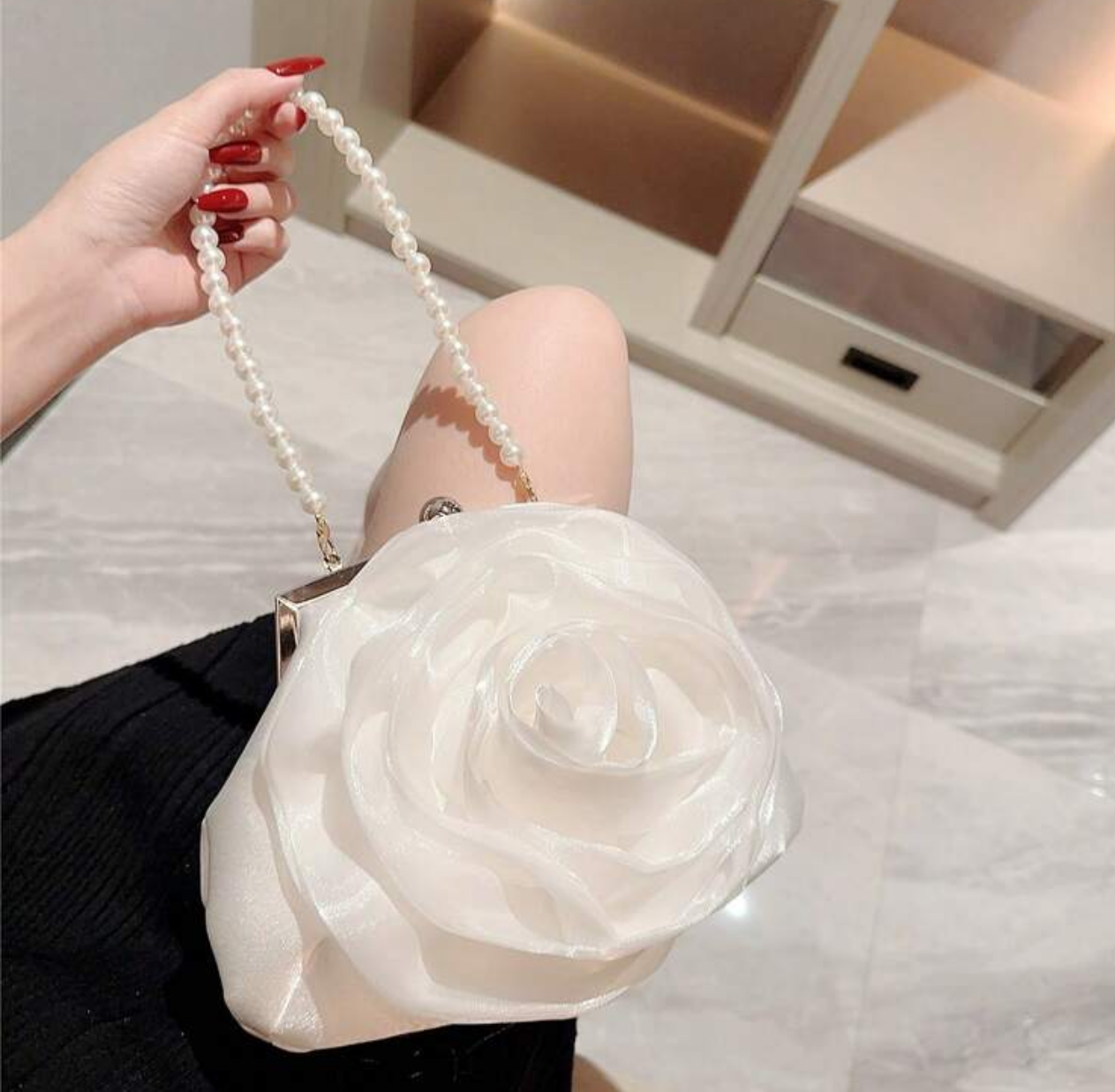 Bolso en forma de rosa