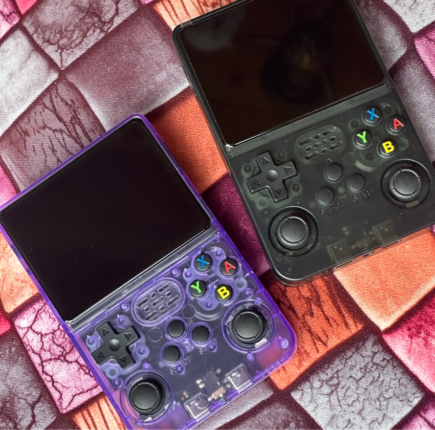 Consola retro R36S
