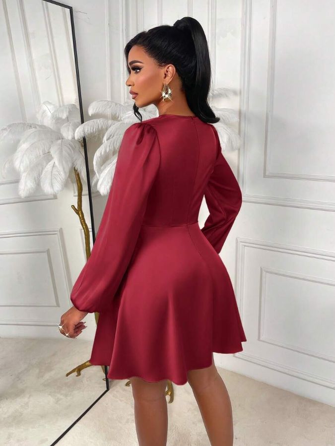 Amarilo Women's Autumn And Winter Elegant Solid Color V-Neck Slim Fit A-Line Puff Sleeve Satin Glossy Short Dress, Suitable For Parties And Daily Commuting Halloween Christmas Burgundy / L