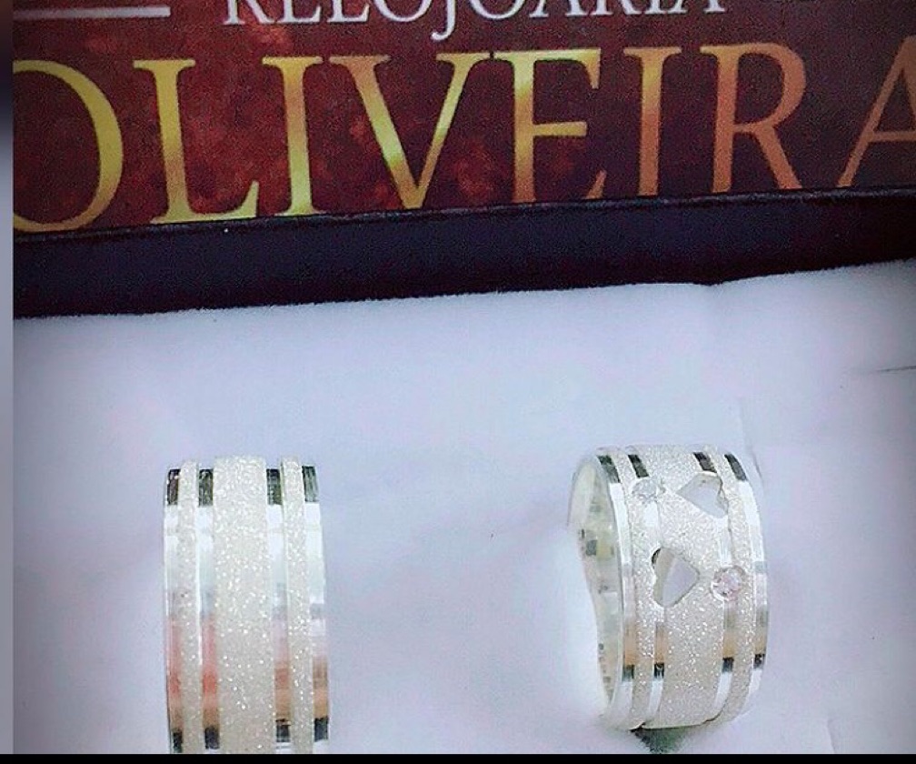 Alianças de prata com coração invertido.10mm