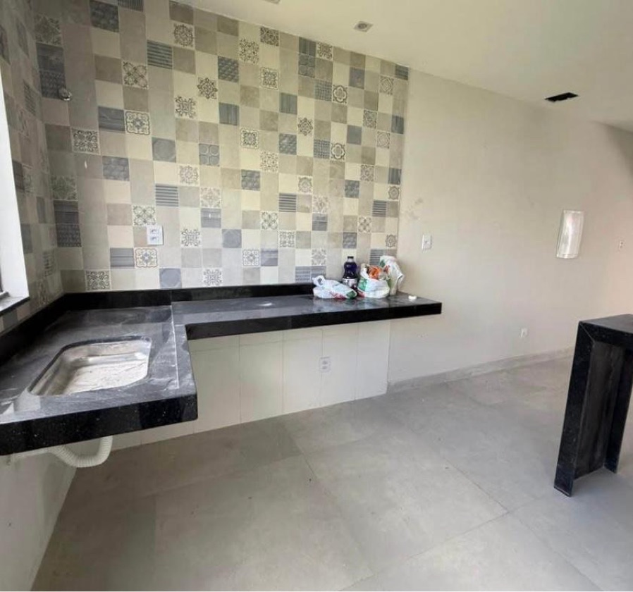 DUPLEX - GURIRI NORTE - RUA 12 - SM - ES