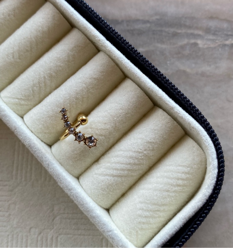 Ear Cuff Zircônia