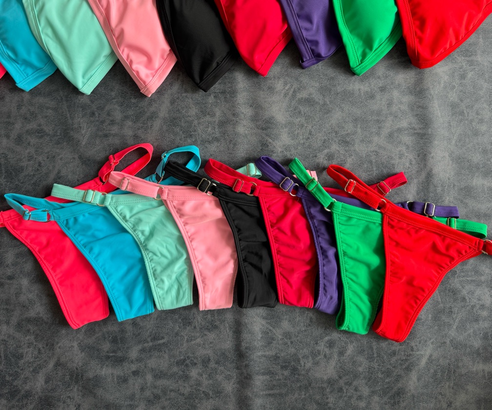 BIKINI TUTO | Triángulo + colaless regulable | AR4800