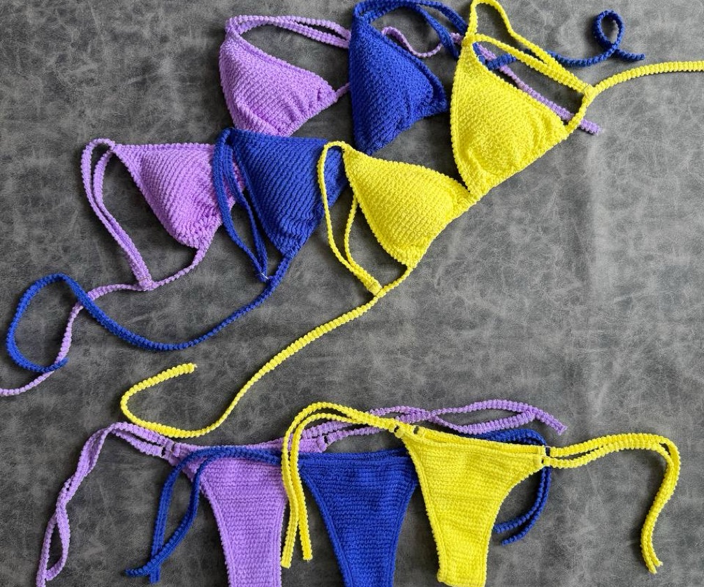 BIKINI LILO | Triángulo texturado Bali + less para atar | AR4735