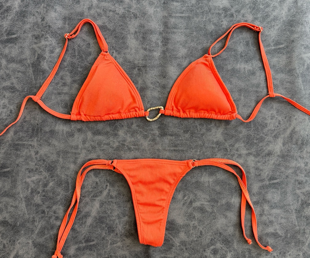 BIKINI FOLI | Foil lurex | Top triángulo con aplique + colaless para atar | AR4737
