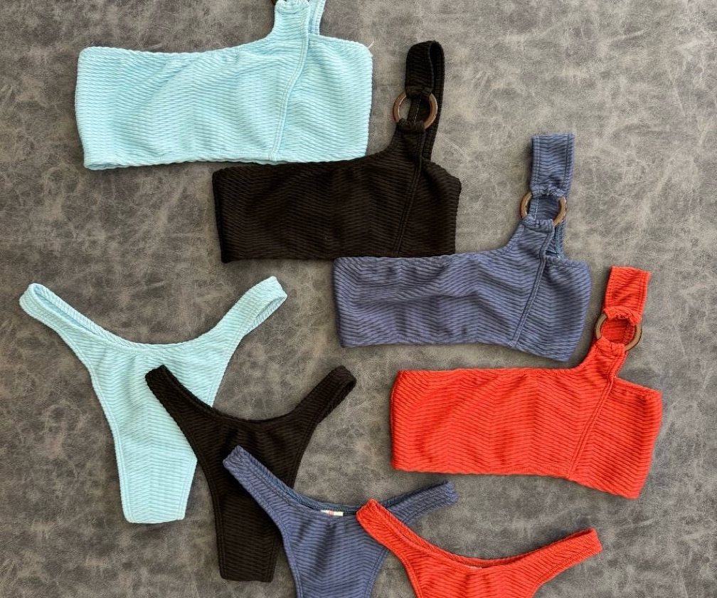 BIKINI ANDALUSIA | Un hombro + argolla | Colaless | AR8020