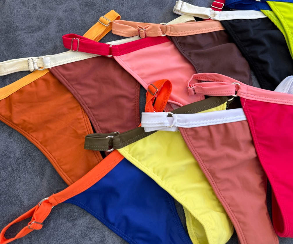 BIKINI AMBAR | Triángulo + colaless | AR4800