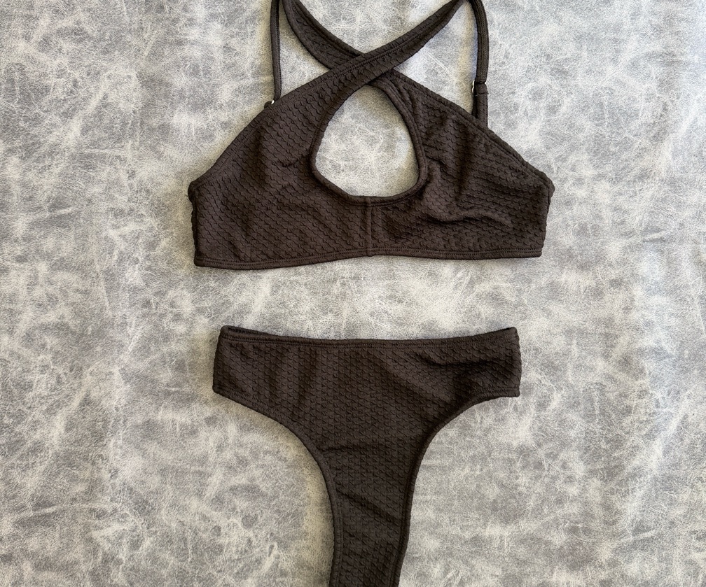 BIKINI CRUZ | Top cruzado + colaless tiro alto | Maui