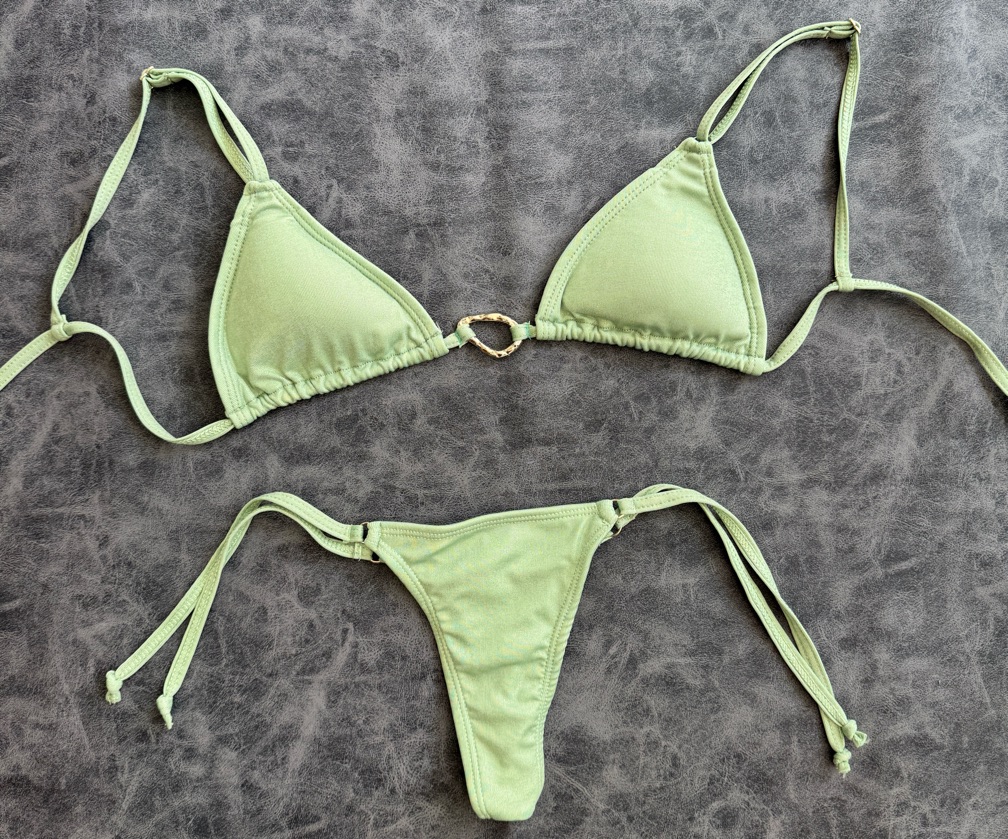 BIKINI FOLI | Foil lurex | Top triángulo con aplique + colaless para atar | AR4737