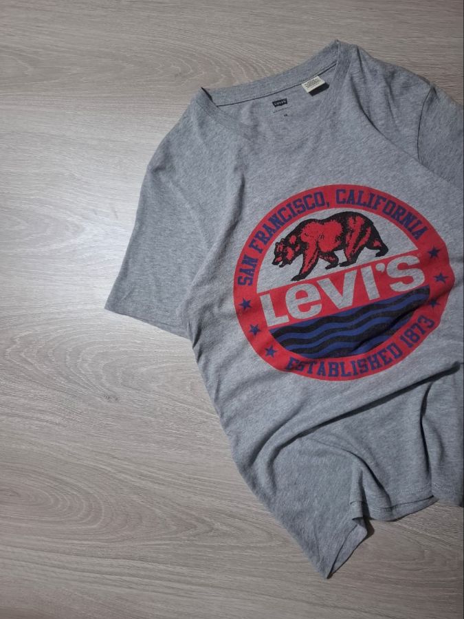 Levi's San Francisco Letters Graphic T-shirt Tee