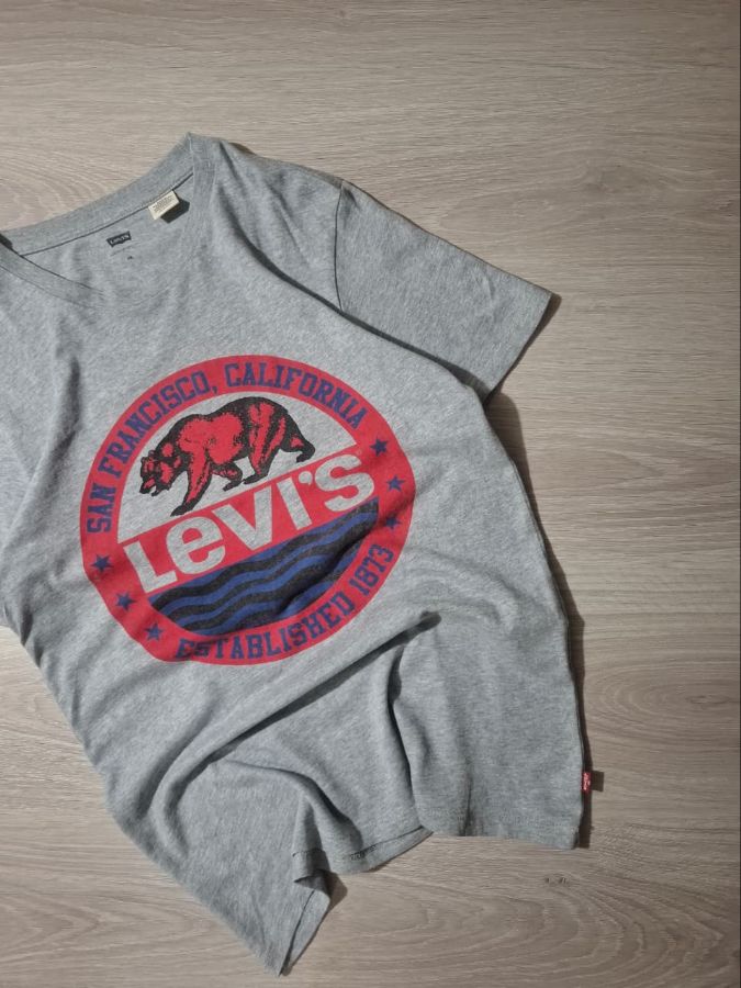 Levi's San Francisco Letters Graphic T-shirt Tee