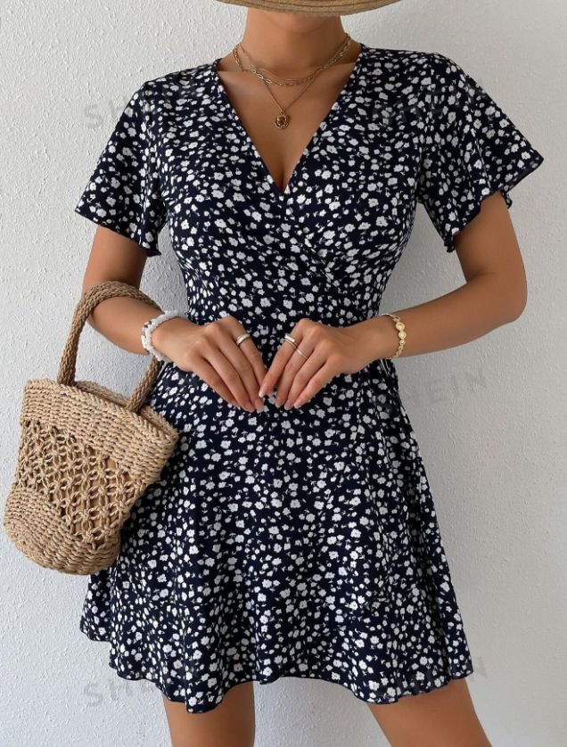 VESTIDO FLORAL CRUZADO CON CORDÓN