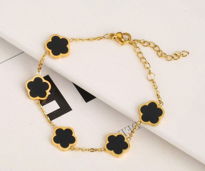 PULSERA DE TREBOL