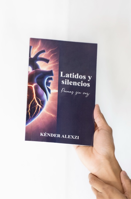 LATIDOS Y SILENCIOS