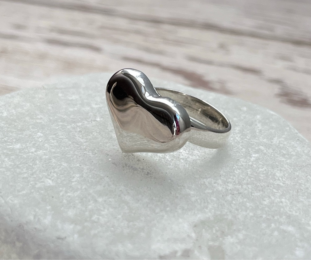 Anillo Corazón Plano