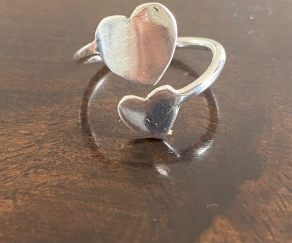 Anillo corazones gemelos