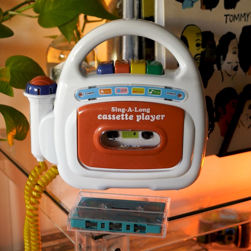CASSETTERA TOY