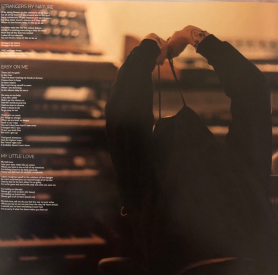 Adele – 30