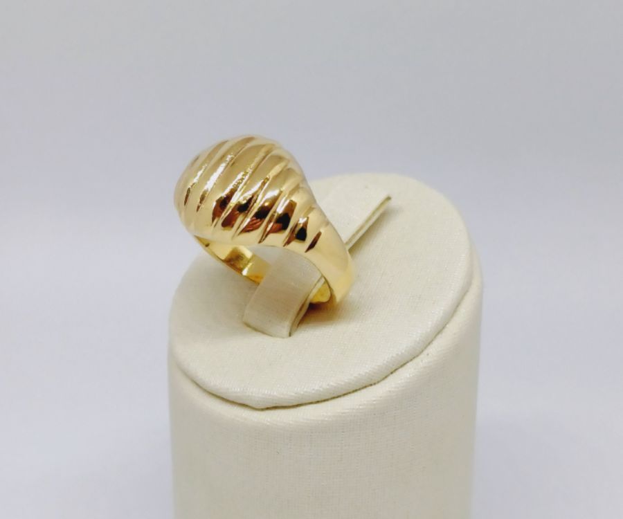 Anel dedinho comTextura Ajustável banho Premium a Ouro 18k