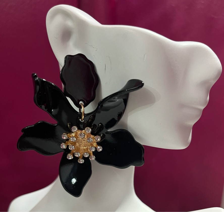 Flower Earring-Black