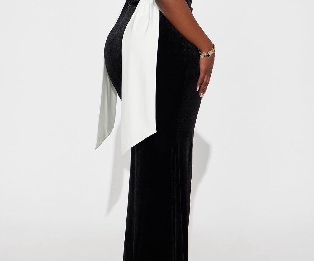 Everything Is Better In Black & White Backless Velvet Gown - Black/White