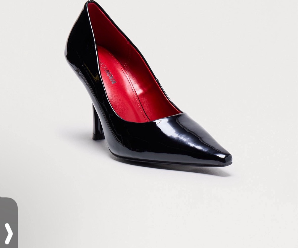 Pick Me Up Pumps - Black