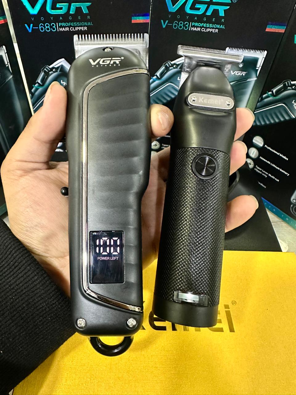 Combo Vgr 683 + Kemei 1753